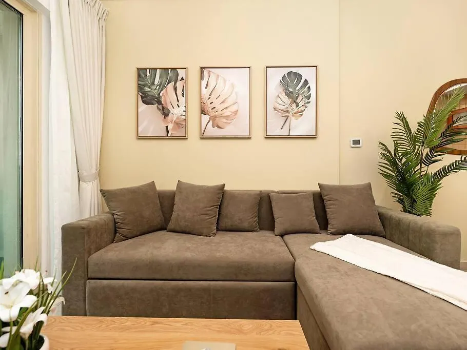 Spacious Home In The Heart Of Marina W Seaview Dubai Apartment