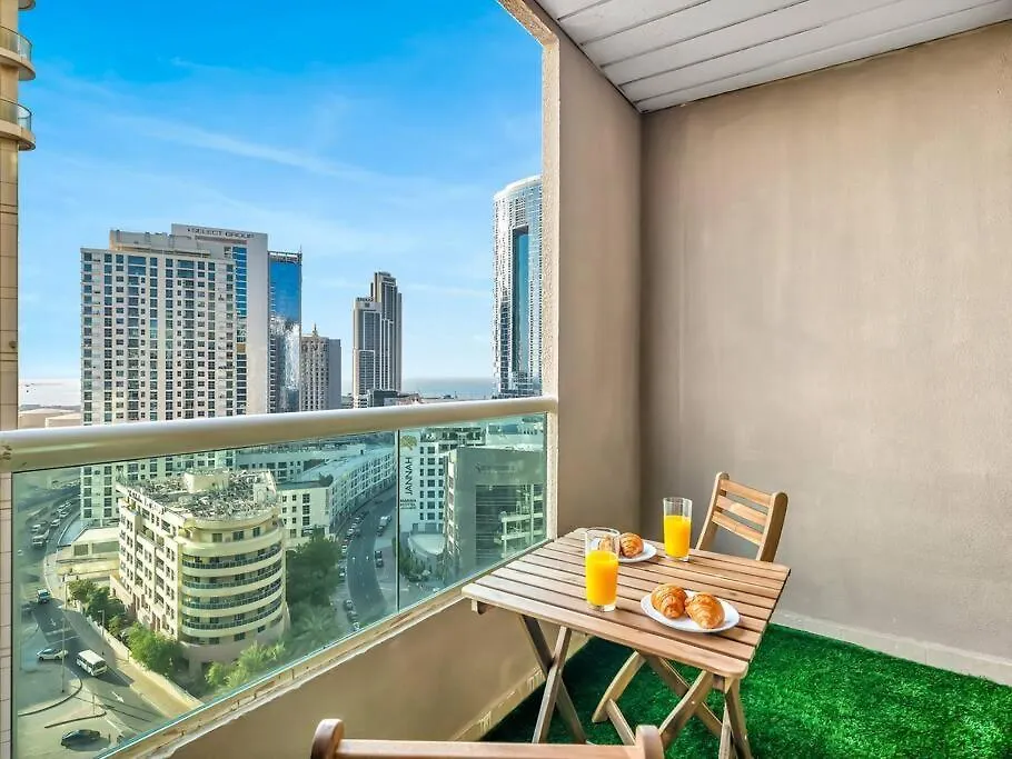 Spacious Home In The Heart Of Marina W Seaview Dubai